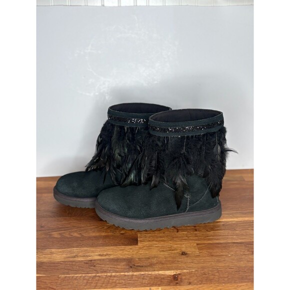 UGG Women's 8 Black Suede Peacock Feather Sheep Fur‎ Lined Boots Swarovski Trim - Picture 3 of 7